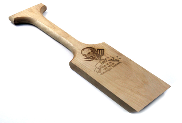Wood barbecue scraper with an engraving