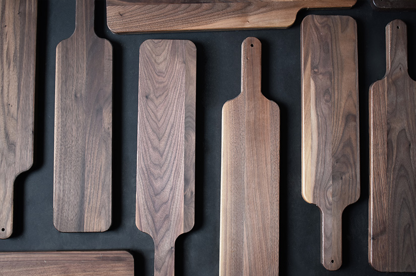 wholesale cutting boards, wood serving boards, hardwood baguette boards